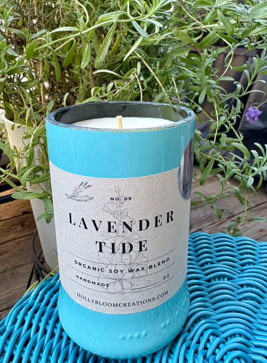 Lavender Tide – Upcycled Wine Bottle Candle